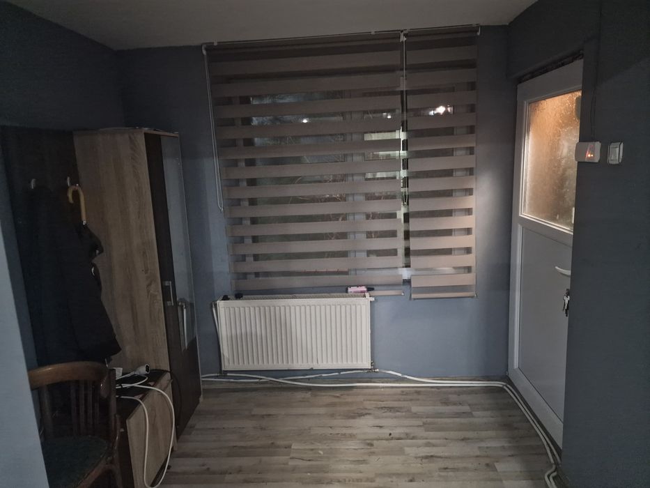 Продава се къща до старческия дом