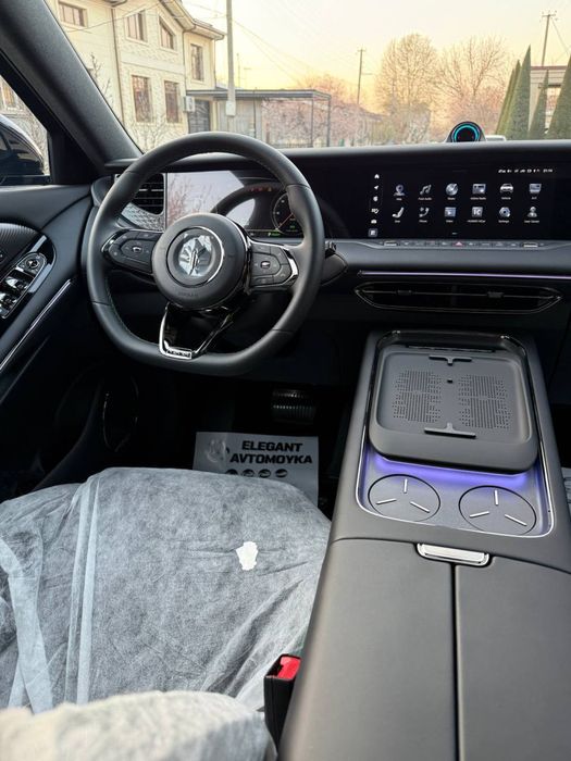 Voyah Free 318 Oq Mokriy