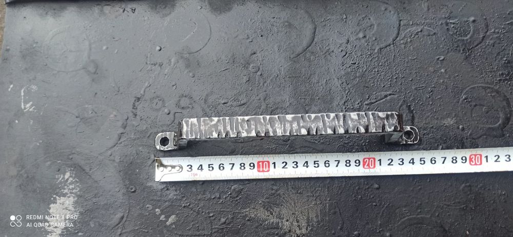 Халка за дървена врата