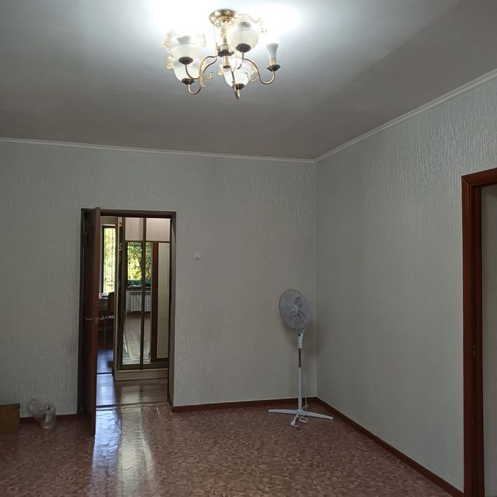 4-комнатная квартира 90 м2