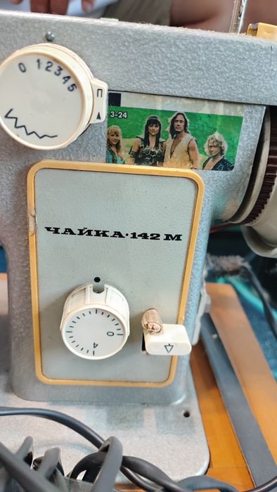 Продам шьвейгую машинку