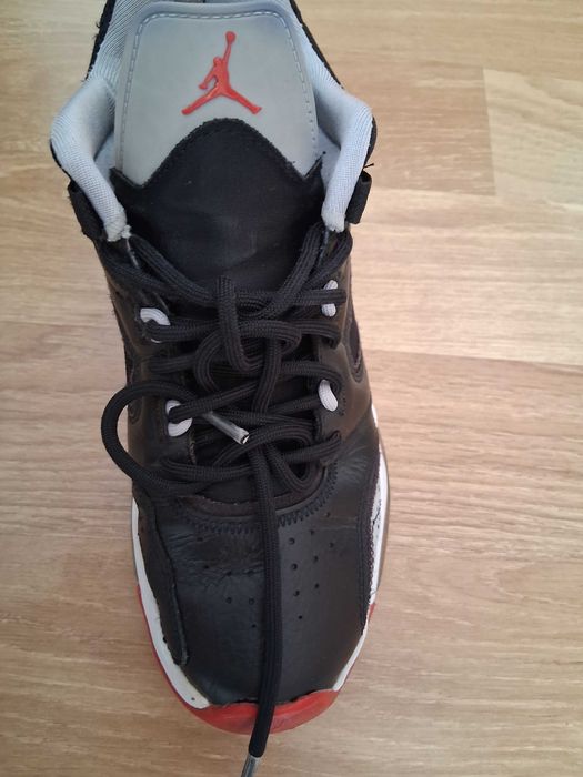 Adidasi  jordan marimea 38,9