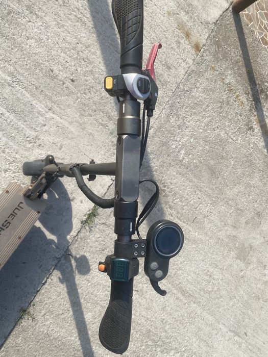 Trotineta electrica Jue Shuai