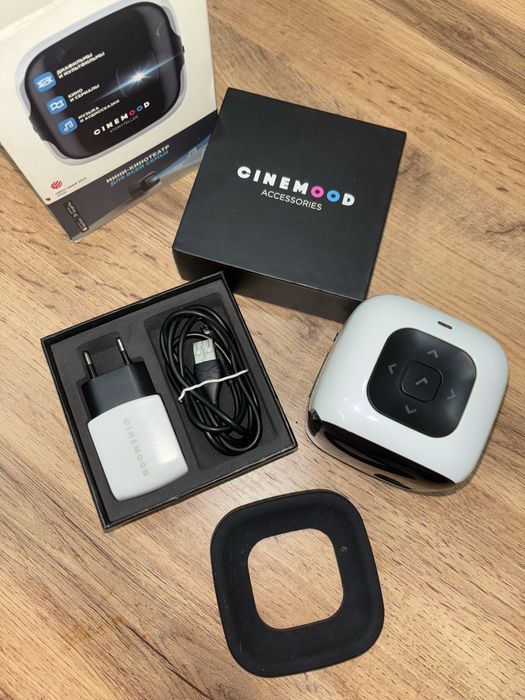 Продаю проектор CINEMOOD Storyteller.