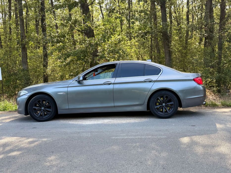 BMW 5 Series 2012 — imagine 5