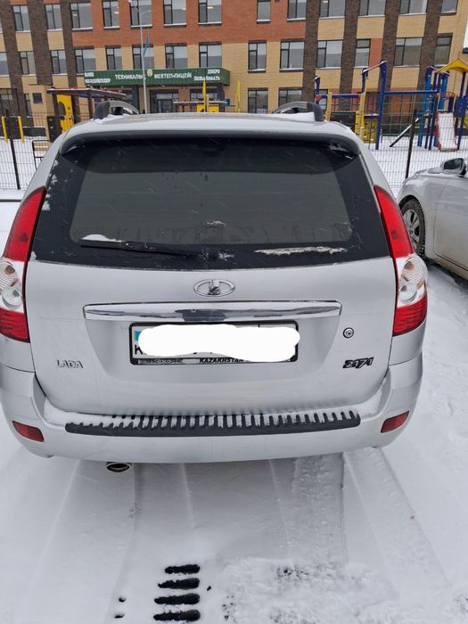 Продам автомобиль Lada Priora (Универсал).