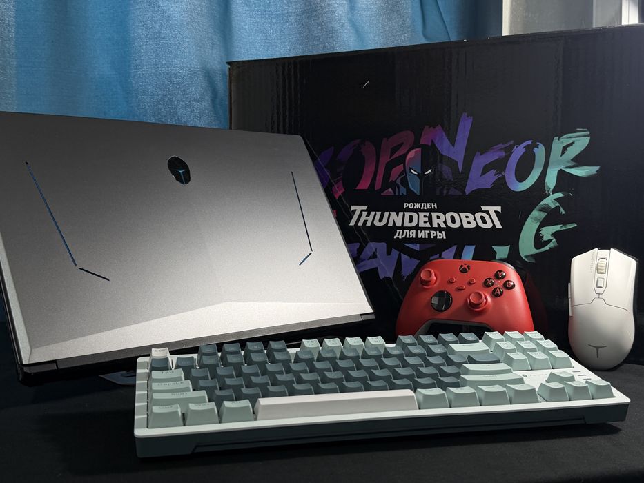 Thunderobot 911 Plus G3 X + геймпад + комплект