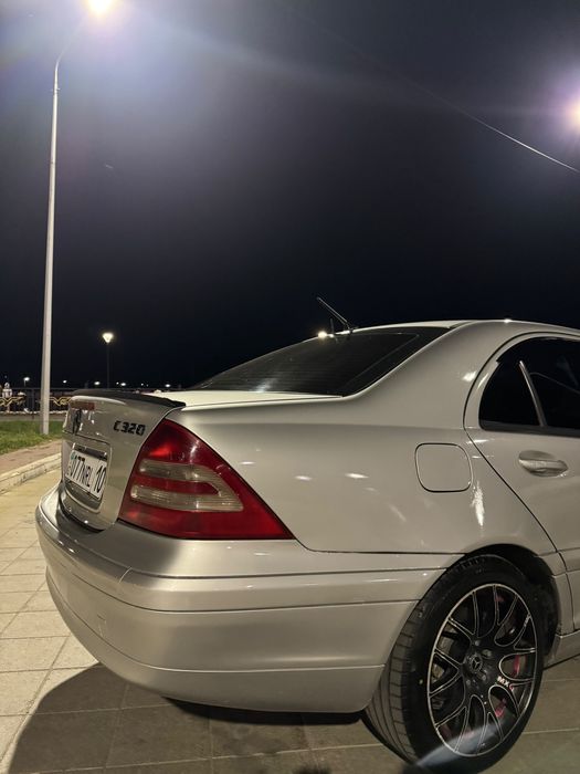 Продам марседем w203