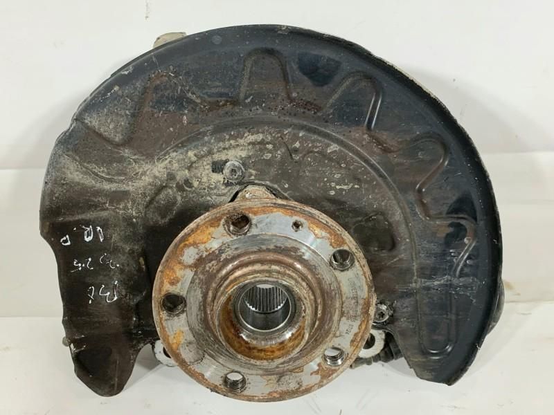 Fuzeta dreapta fata Volkswagen Passat B8 5Q0407254C 1.6 tdi cutie auto