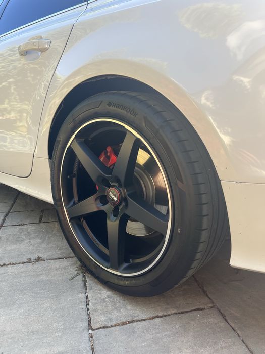 Jante MOMO originale 19” + anvelope Hankook – stare impecabilă