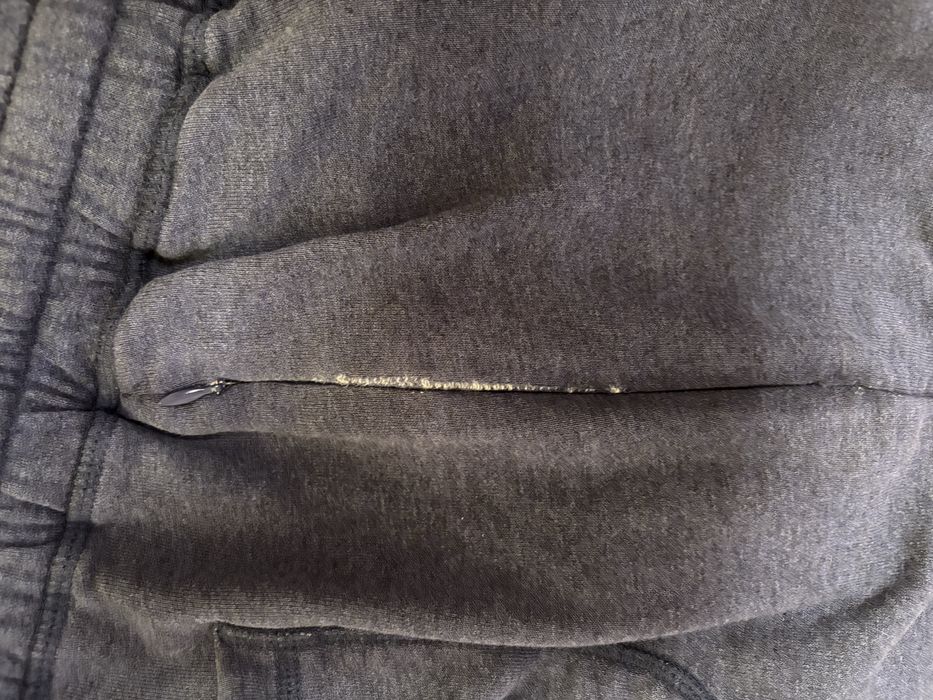 Оригинално мъжко долнище Adidas