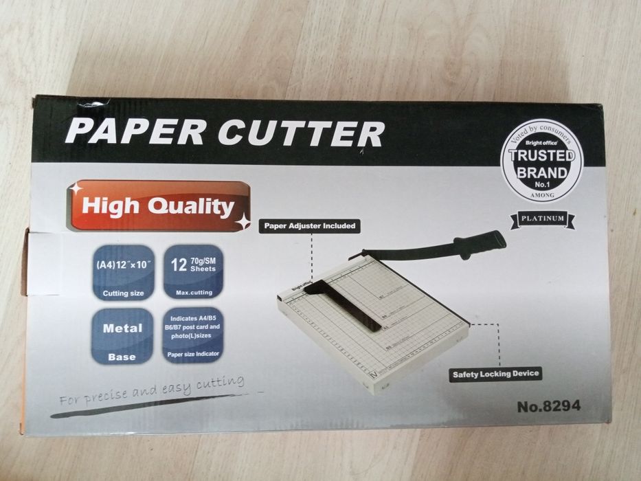 Резчик бумаги модель 8294