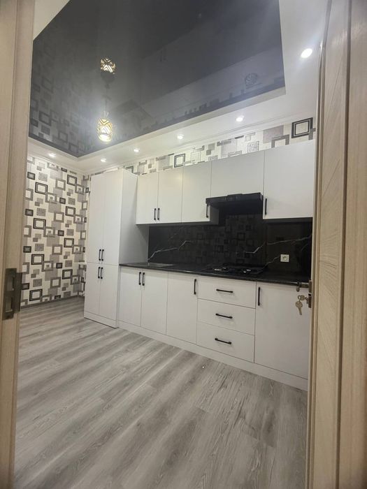 Продаётся 3х Комнатная квартира по адресу Шаумяна 70м²