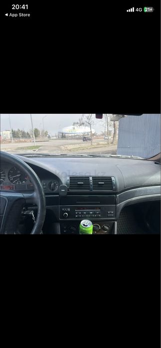 Продам машыну бмв