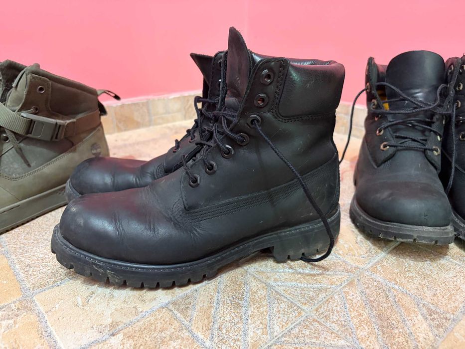 Черни туристически обувки/маратонки Timberland, размери 42 и 37.