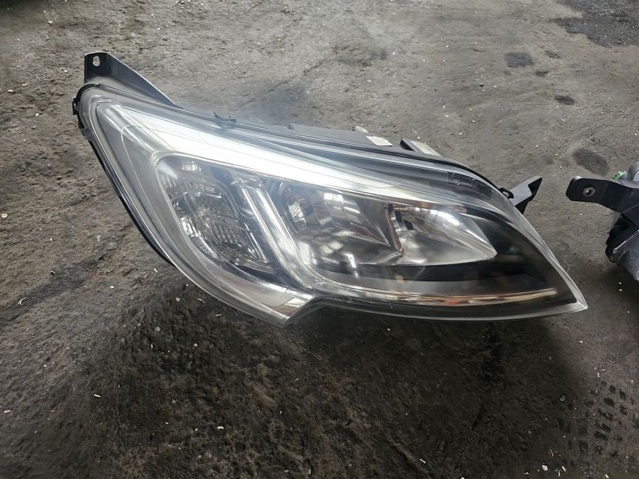 Far stânga dreapta  pentru Peugeot Boxer an 2018