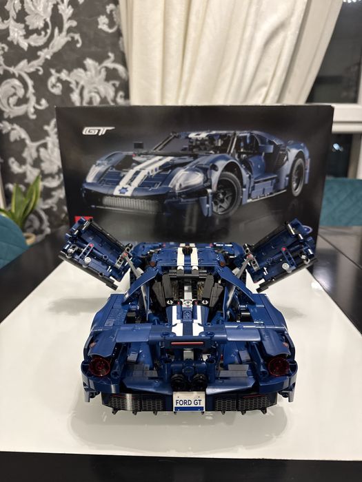 Lego Technic ford GT 42154