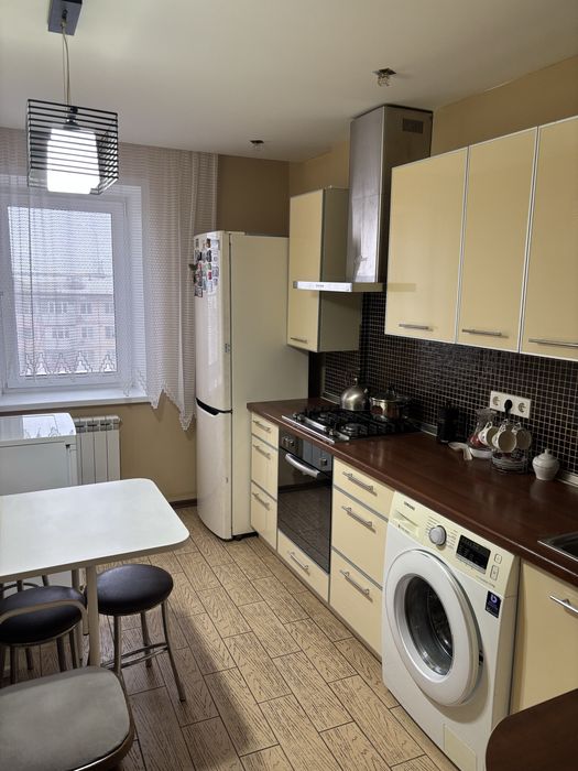 Продам 3-х комнатную квартиру