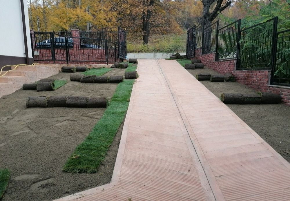 Gazon rulou de trafic. 24 de lei m2.Transport si montaj inclus în preț