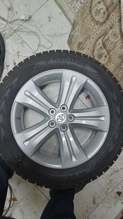 Запаска балон Тойота Хайлендр.