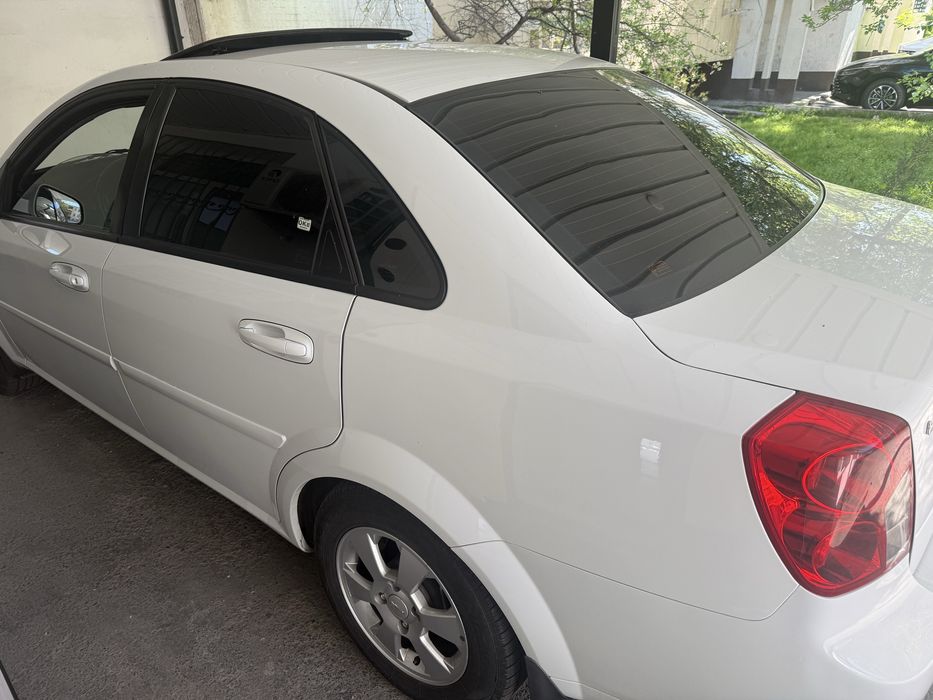 Продам Жентра 2021 года белый фул