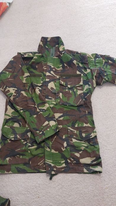 Scurtă ținută ristop pădure camuflaj