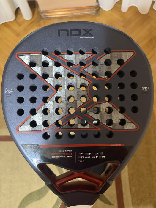 Paleta de padel Nox AT 10 18K
