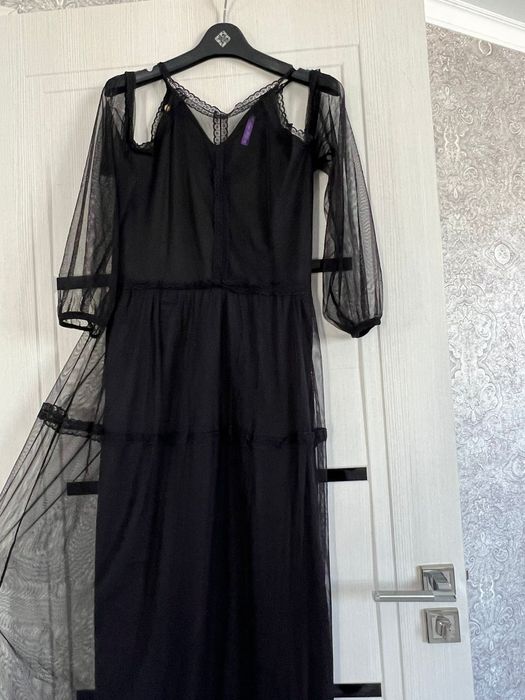 вечернее платье.