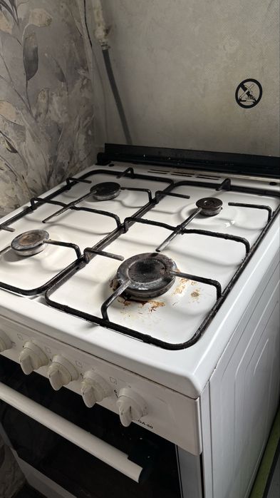 продам газовую плиту