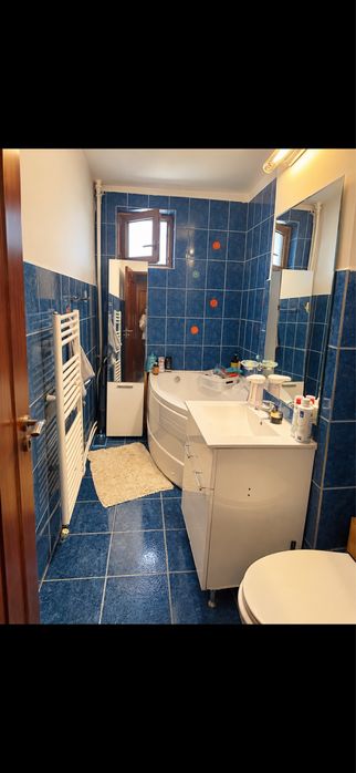 Apartament  cu 3 camere in Nufarul cu dubla orientare