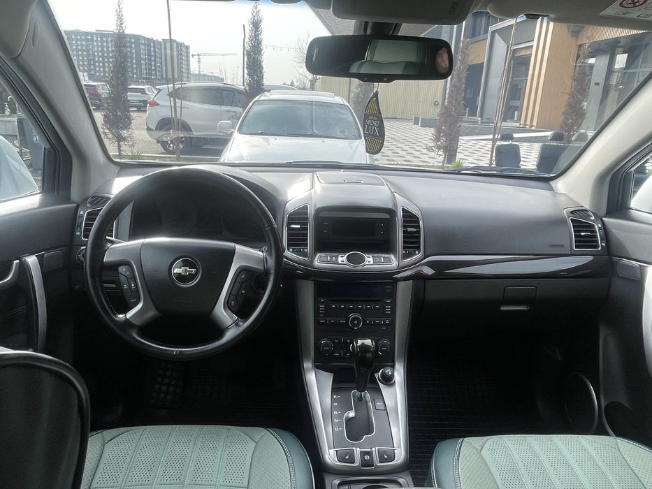 Captiva 3 sotiladi rangi oq kraskasi tozza