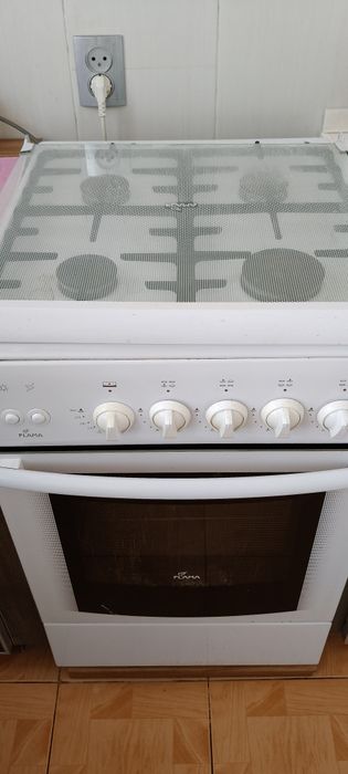 Газовая плита Flama