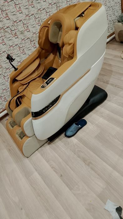 Массажное кресло