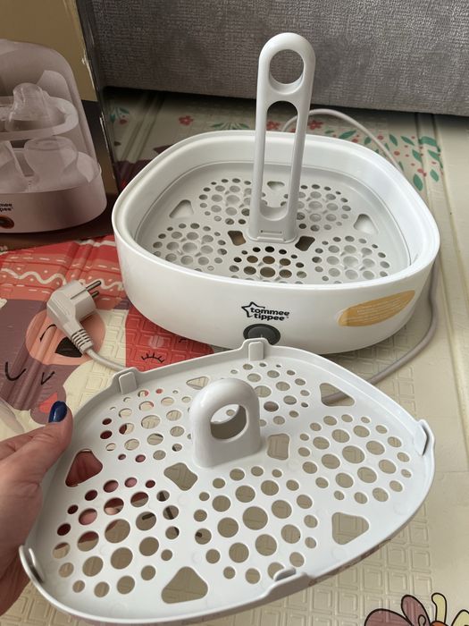 Електрически стерилизатор Tommee Tippee