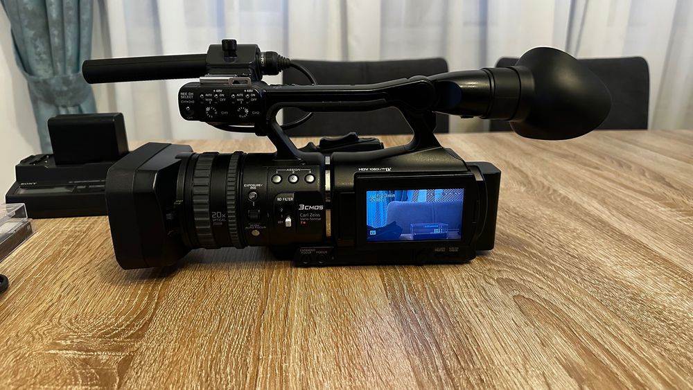 Sony HVR V1E camera video profesionala HDV HD 1080i DVCam Carl Zeiss ...