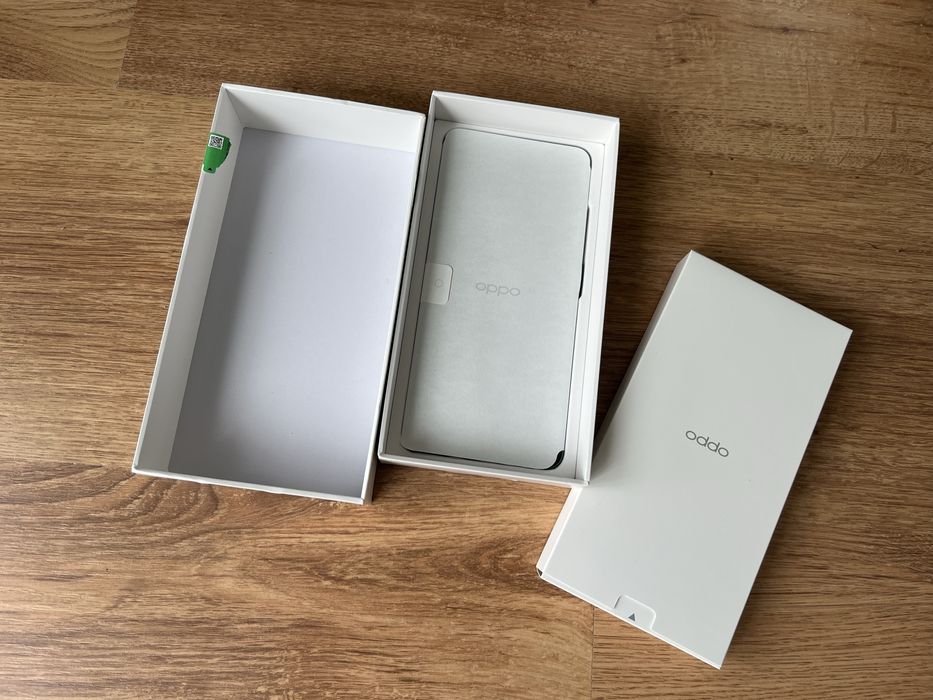 OPPO A5 5G  чисто нов, оригинална опаковка