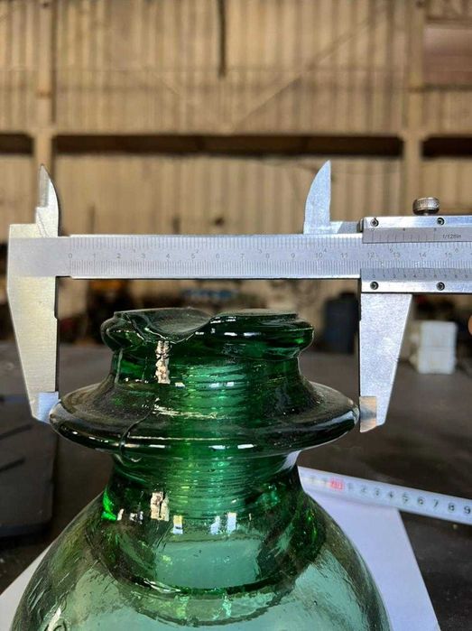 Штыревые стеклянные изоляторы ШС-10Д