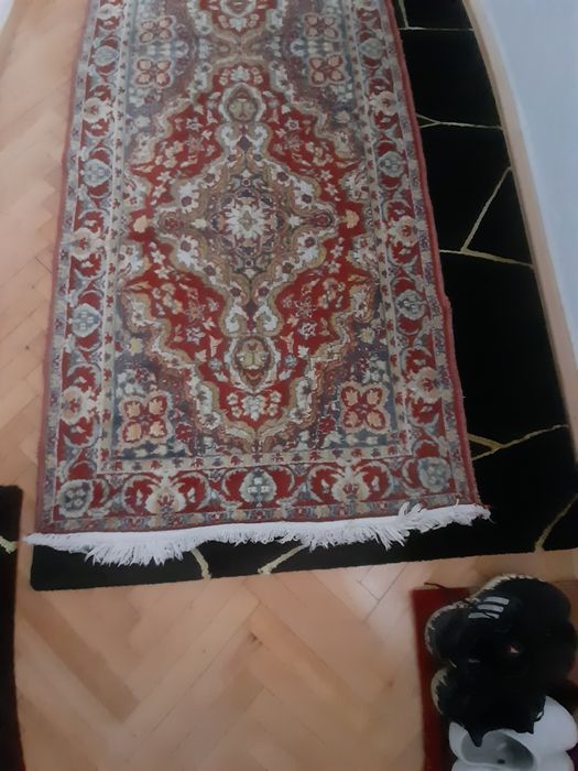 Covoare de vanzare 3 m  pe 96
