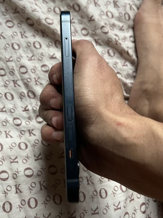 Айфон 13 продам