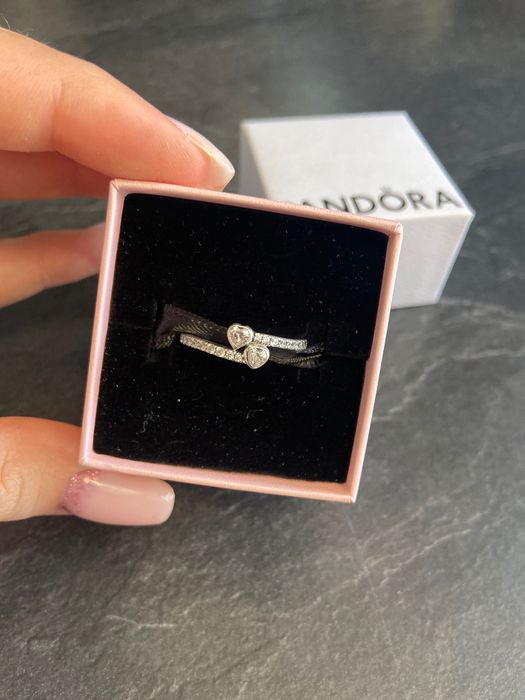 Пръстен Pandora-two sparkling hearts