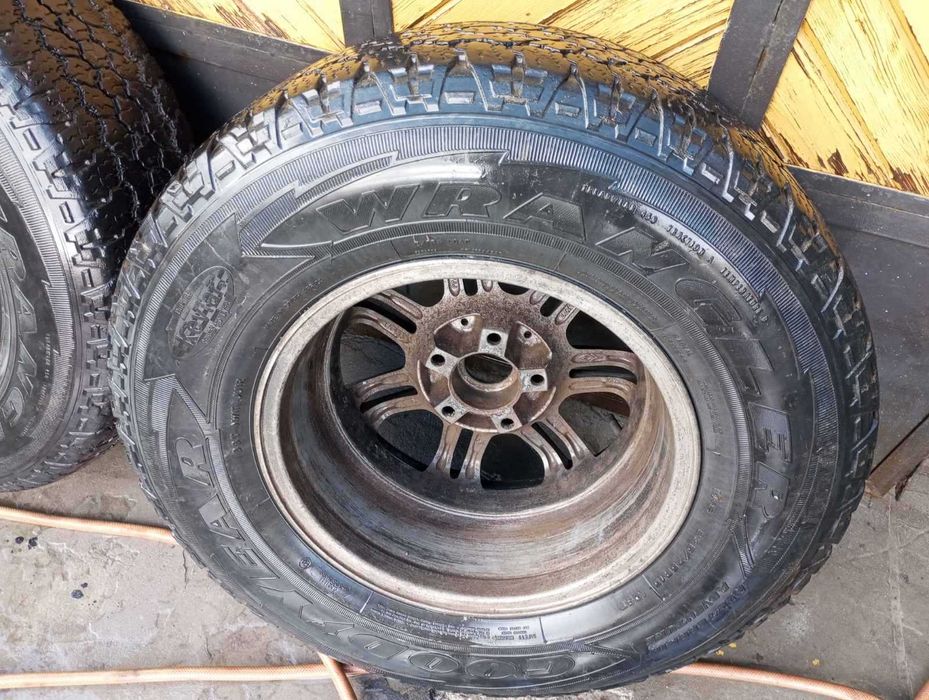 235/75/15 Goodyear Wrangler