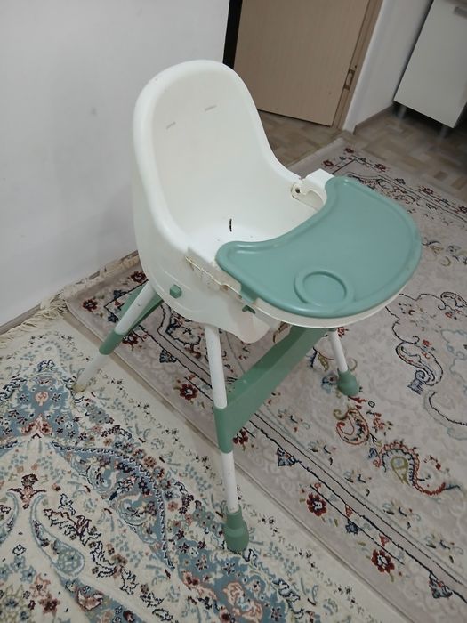 Продам детский стол
