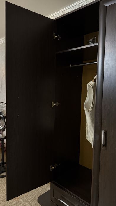 Шкаф  для одежды