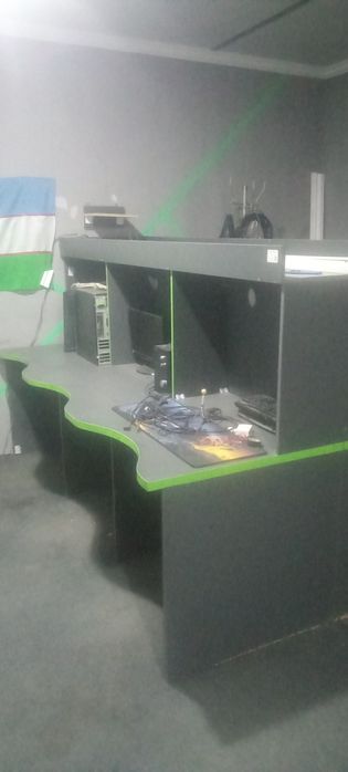 Mebel kompyutrni stol