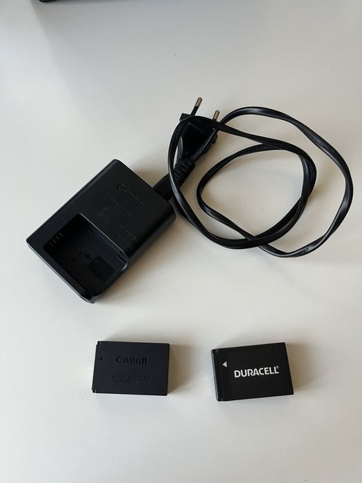 Камера Canon M50