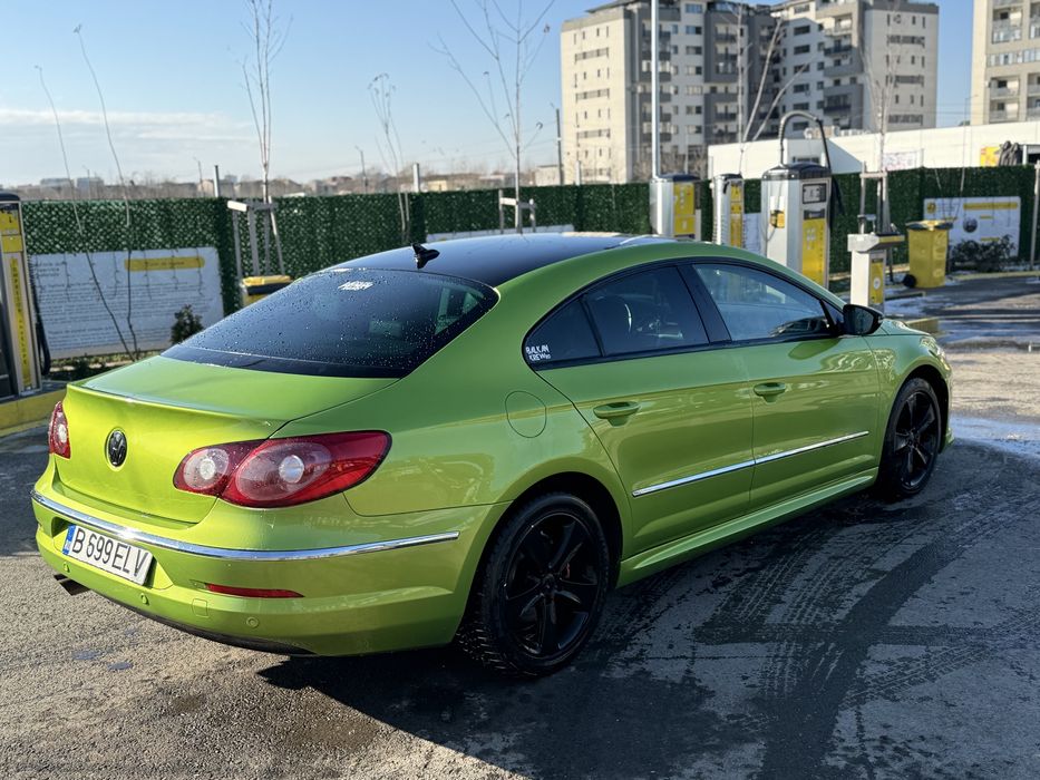 Volkswagen Passat CC 2011