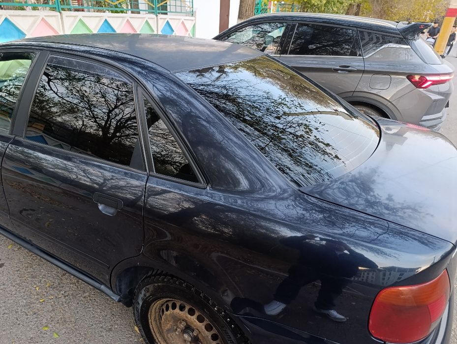 Продам Ауди А4 1996