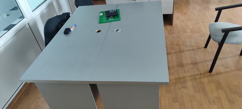 Продам столы офисные