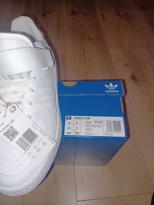 Vând adidași originali Adidas
