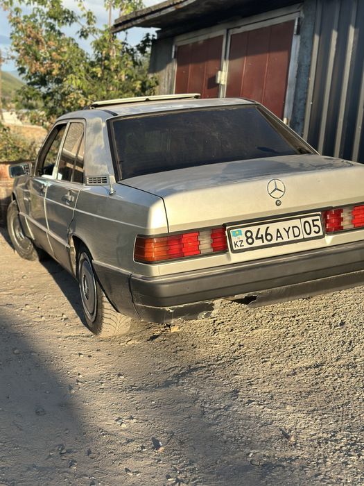 Mersedes w201 190
